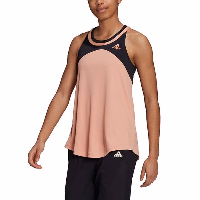 ¿Qué tipos de remeras de Adidas hay para mujer?