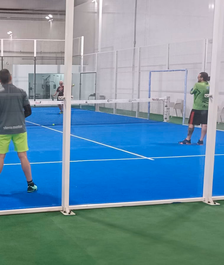 ¿Dónde se puede disfrutar del pádel en un ambiente excepcional?