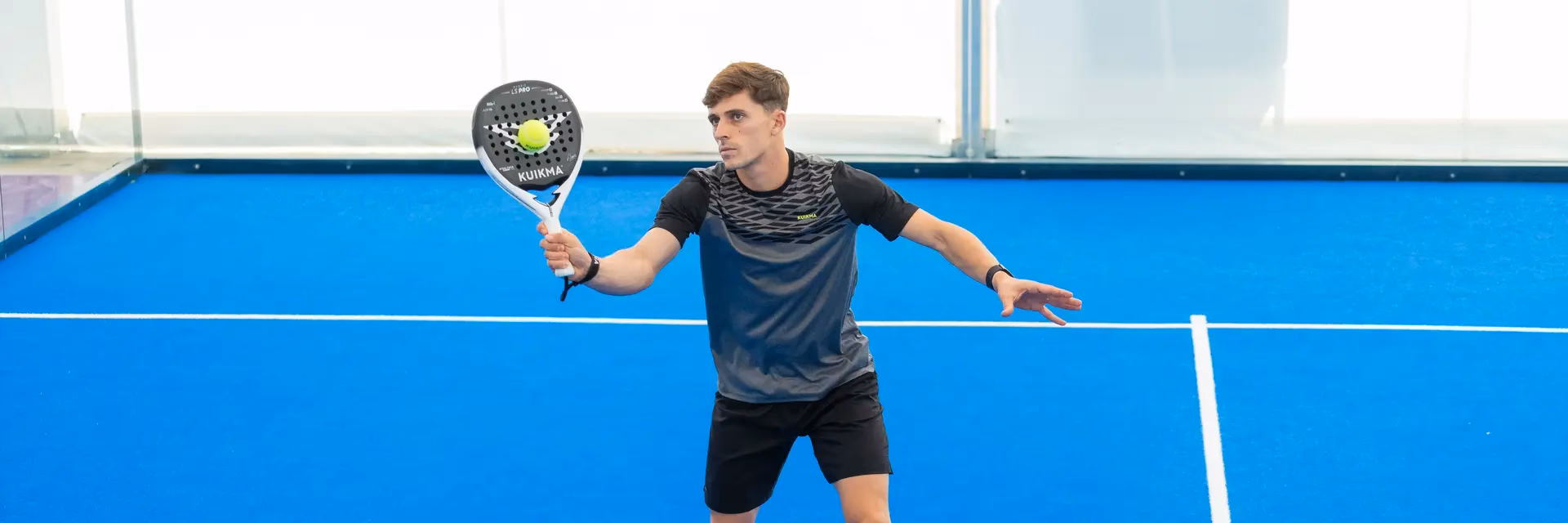 Quelle est la différence entre le tennis et le padel ?