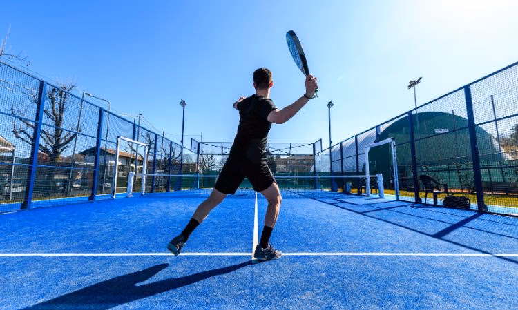 ¿Cuáles son las reglas básicas del pádel?