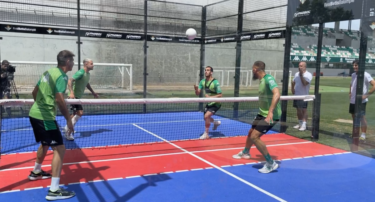 ¿Cuál es la diferencia entre el fútbol y el pádel?