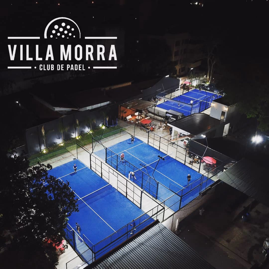 ¿Cuáles son las instalaciones del Club de padel Andújar?
