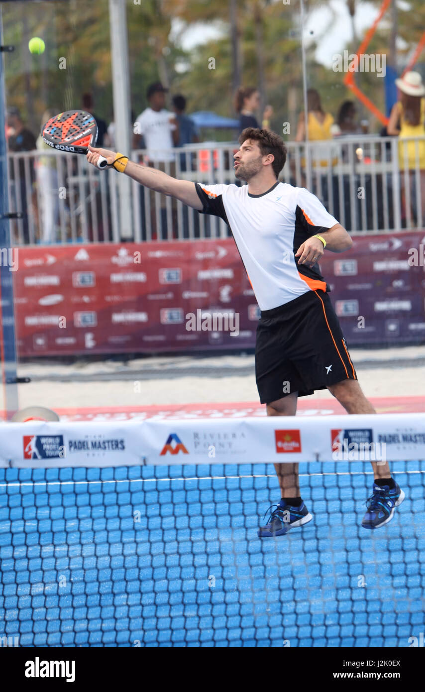 Where can I watch the pro Padel League?