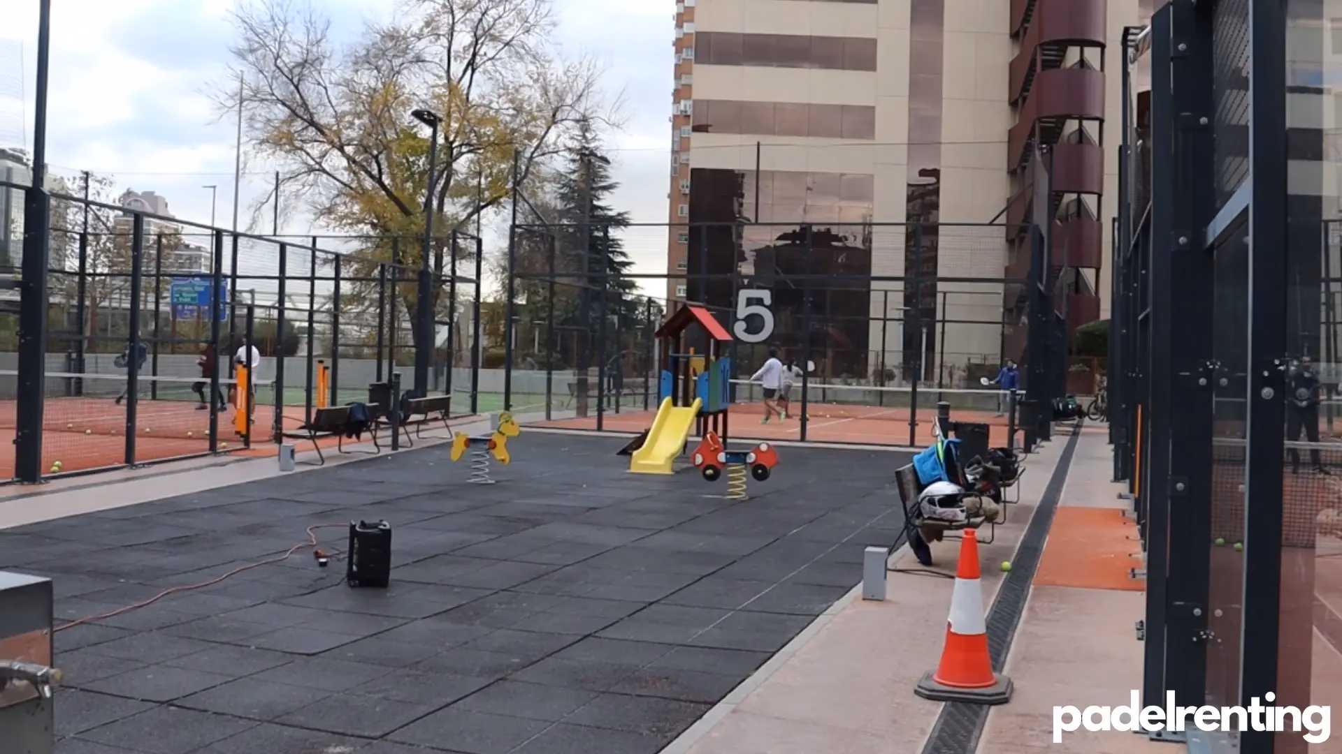 ¿Dónde jugar al pádel en Burgos?