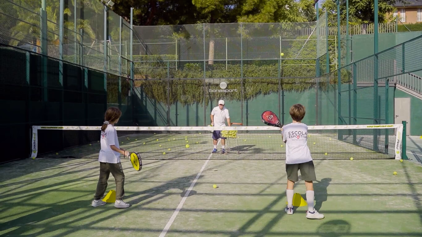 ¿Dónde se encuentra el club Bonasport?