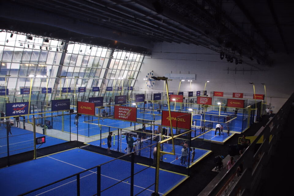 Quels sont les avantages du padel à Boulogne-Billancourt ?