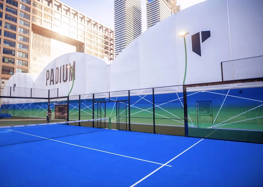 How big is a padel court in Canary Wharf?