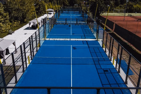 Why is color important in Padel?