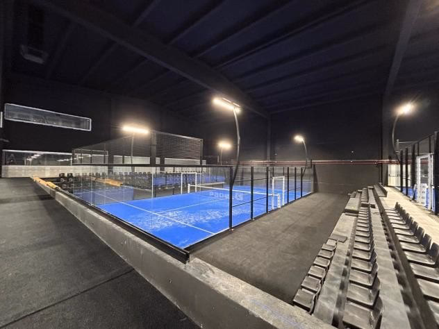 ¿Cuántas pistas de pádel hay en Viding Illes?