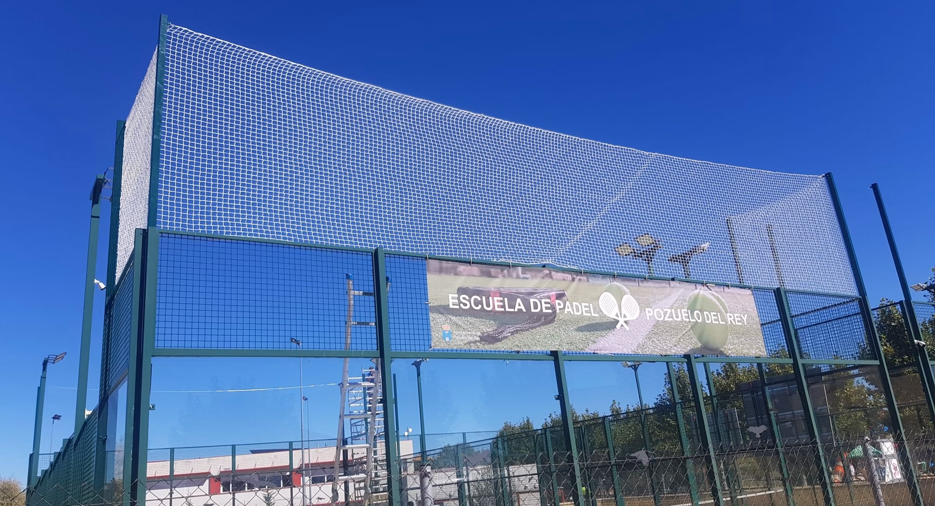 ¿Qué ofrece Pozuelo pádel Club?