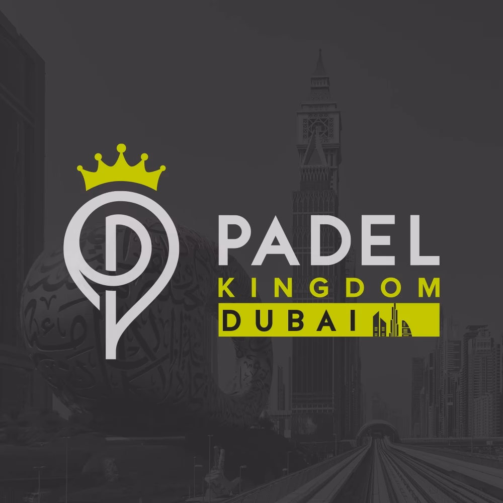 How many indoor Padel courts are there?