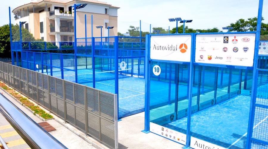 ¿Dónde puedo encontrar Padel surf en Mallorca?