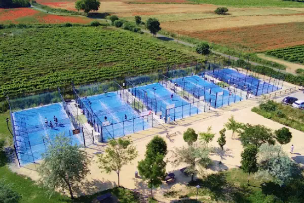 Où peut-on pratiquer le tennis et le padel à Mauguio ?