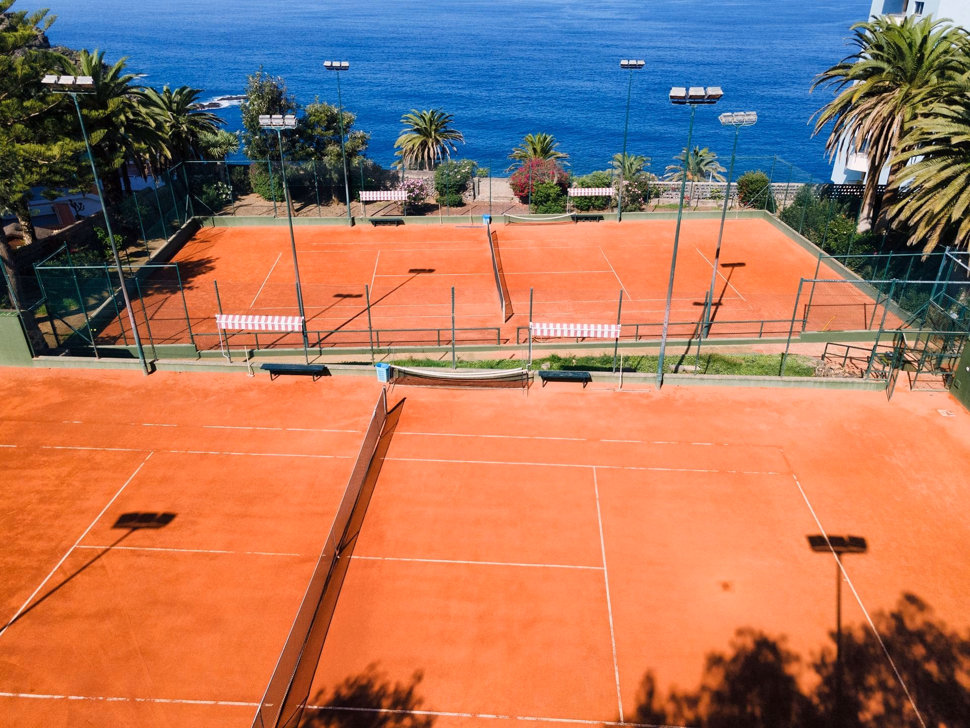 ¿Dónde se gestiona el padrón municipal de Puerto de la Cruz?