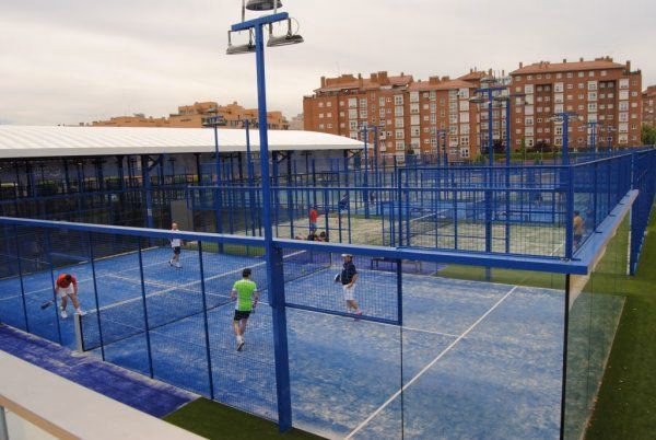 ¿Cuál es el referente principal para los amantes del pádel y el tenis?