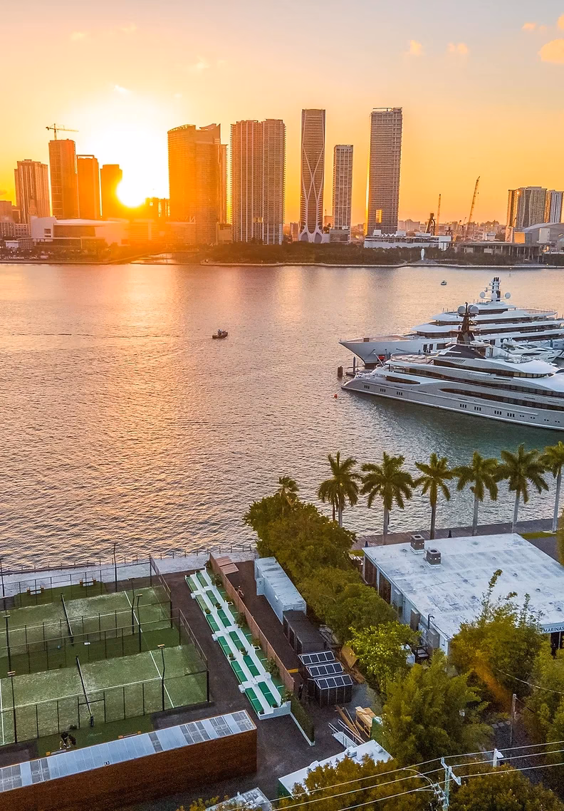 Does reserve offer a Padel clinic?