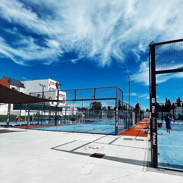 ¿Cómo puedo jugar al pádel en Madrid?
